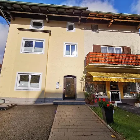 Rowa Апартаменти